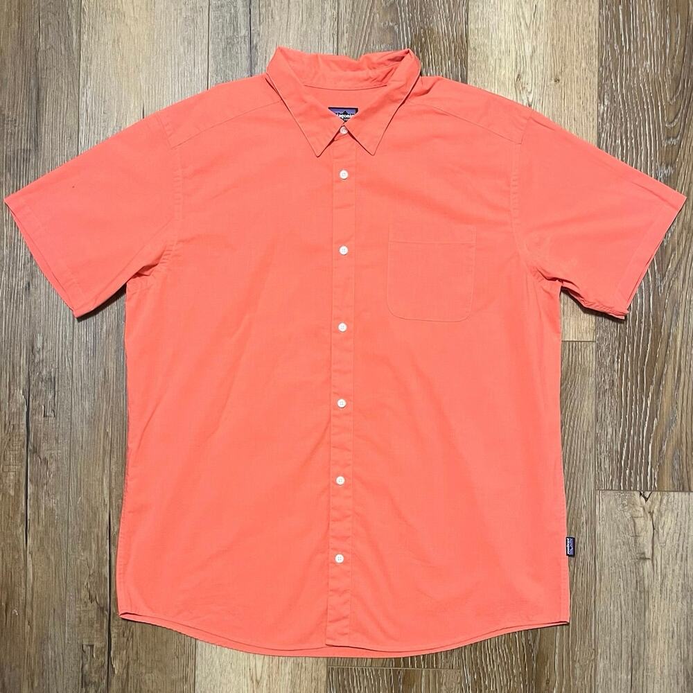 Patagonia Coral-Orange Short Sleeve Button Down Shirt